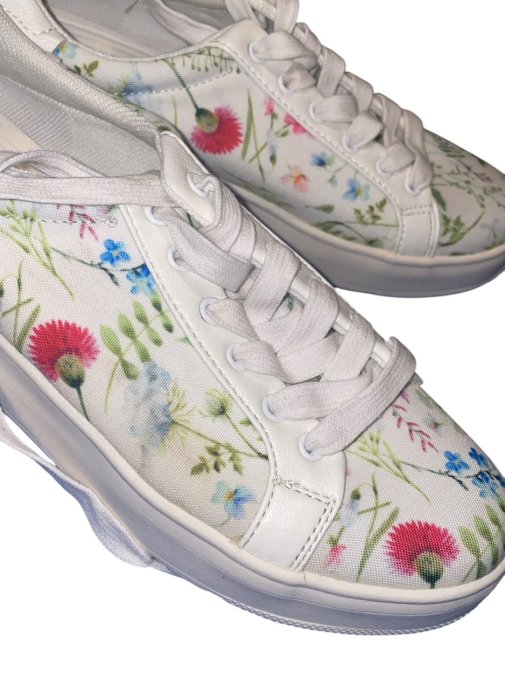 BareTraps White Floral Lace-Up Sneakers with Multicolor Blossom Print
